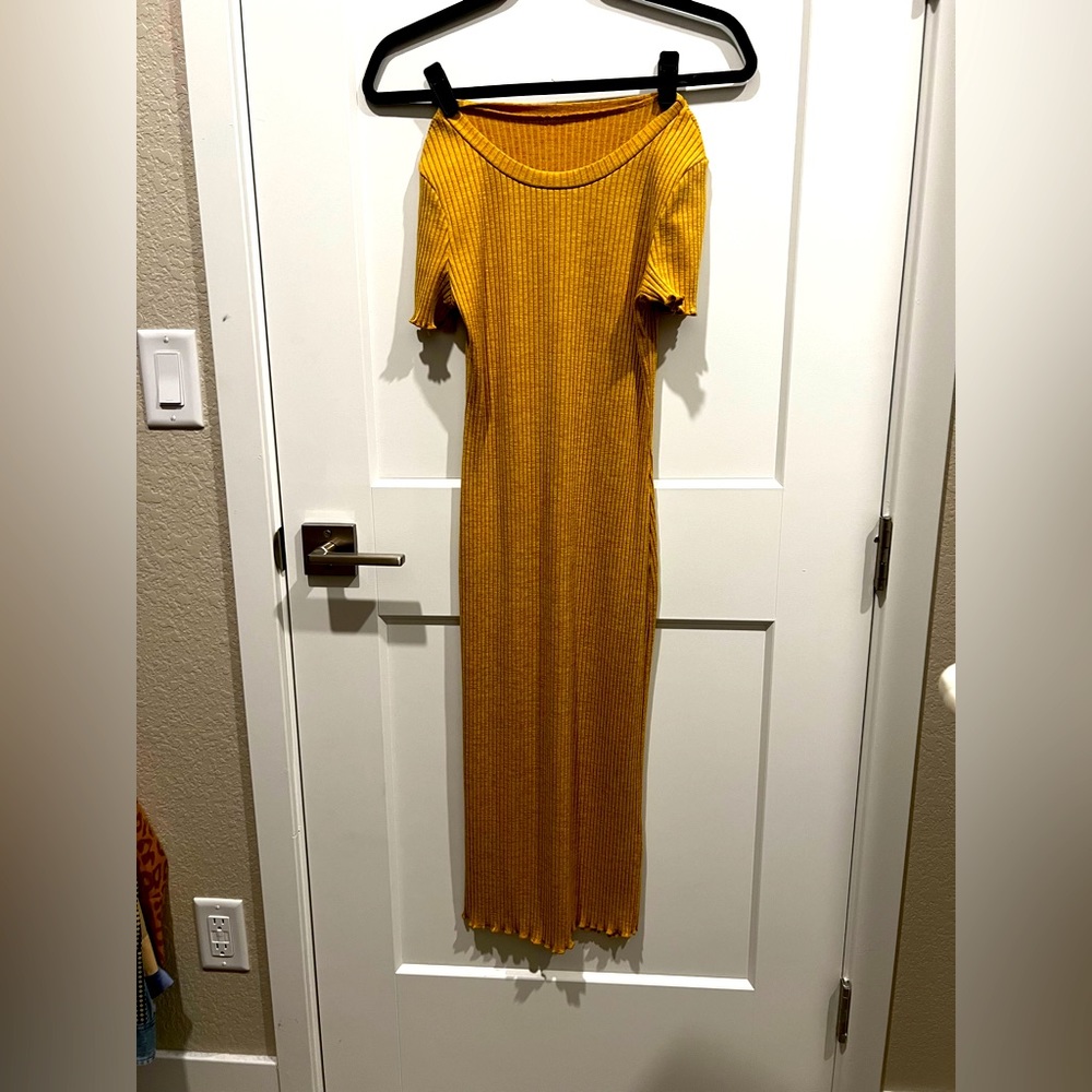 Ribbed bodycon dressed